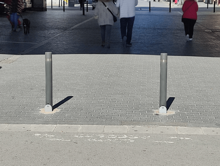 pilonas extraíbles instaladas